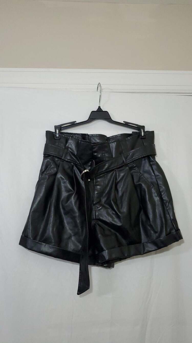 Madden NYC Black Faux Leather Belted Shorts Size S